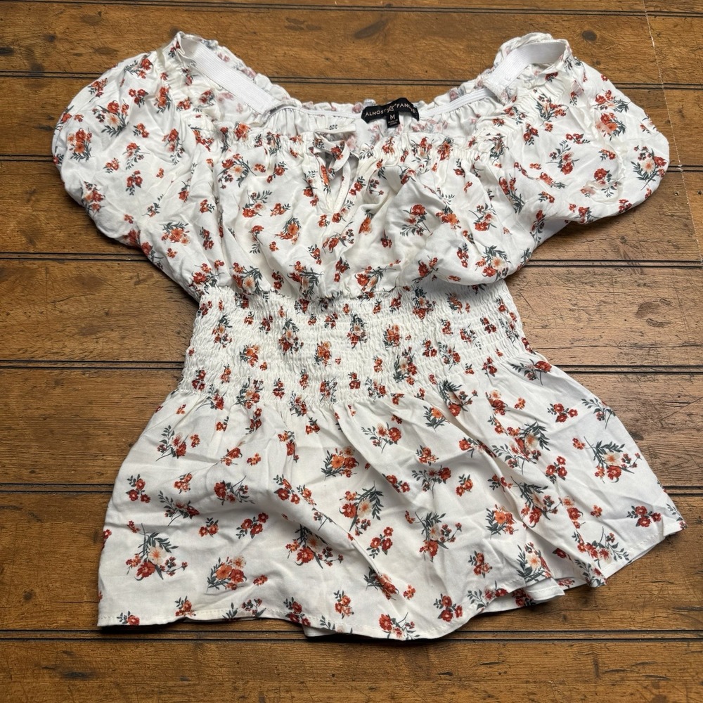 Almost Famous Floral Off-Shoulder Top Medium
